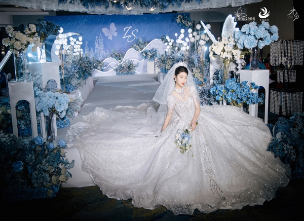 婚禮篇丨藍(lán)色，是深邃的寧靜，是永恒的忠誠